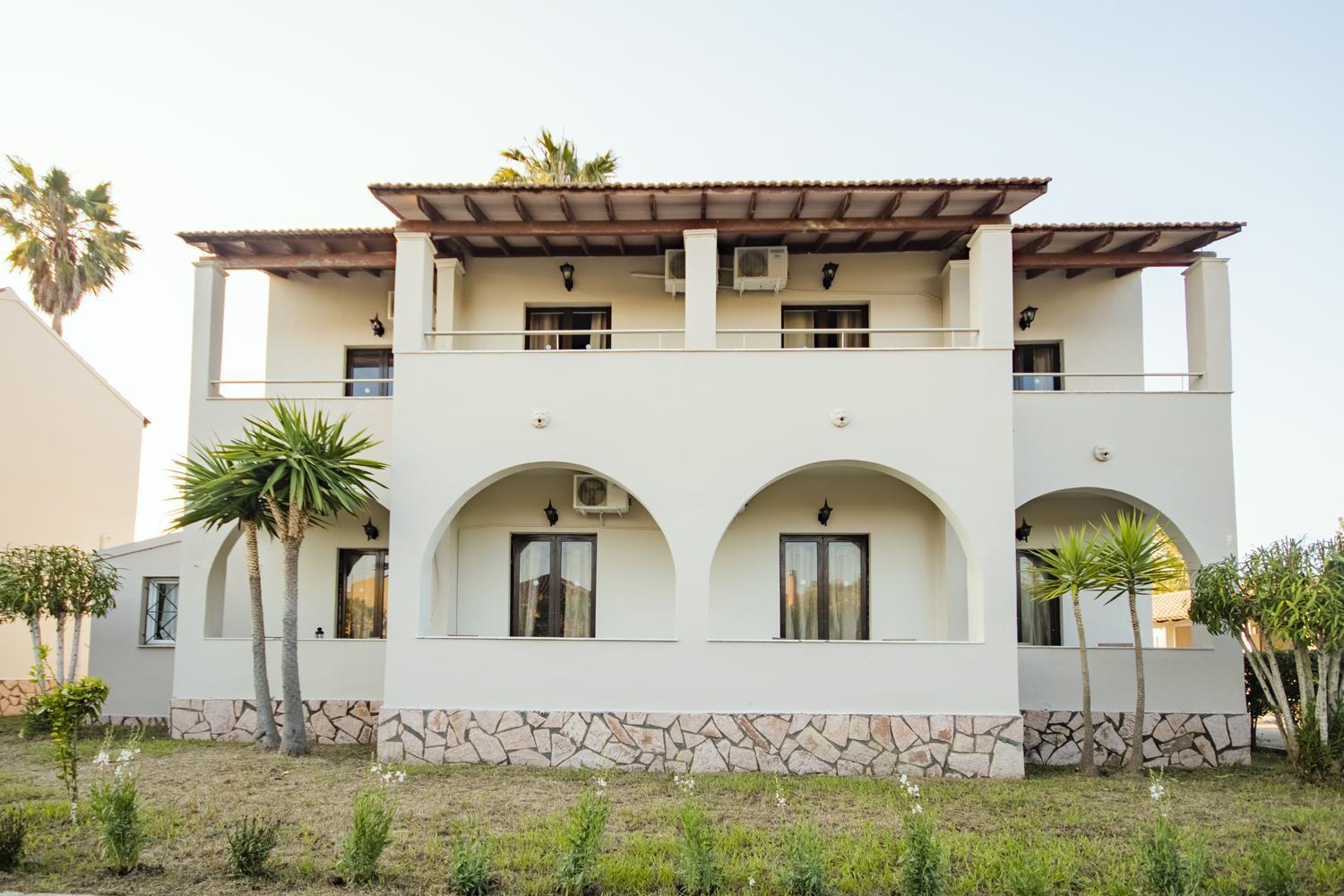 Parakladi Seaside Retreat Apartment Lefkimmi  Exterior photo
