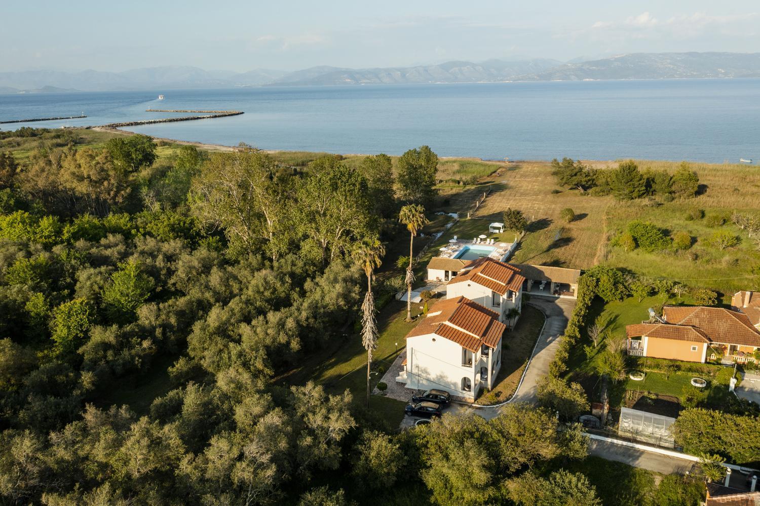 Parakladi Seaside Retreat Apartment Lefkimmi  Exterior photo